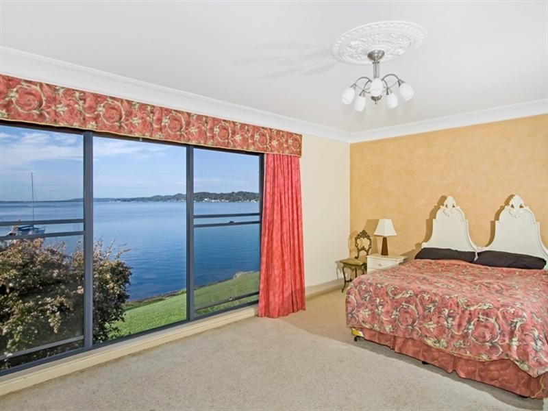 Bolton Point NSW 2283