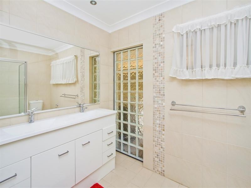 Bolton Point NSW 2283