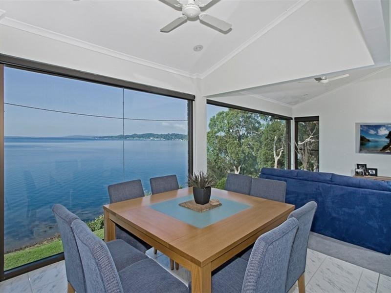 Bolton Point NSW 2283