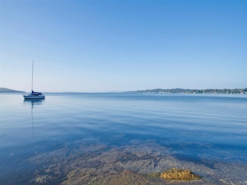 Bolton Point NSW 2283