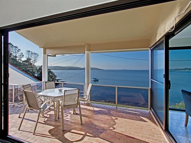 Bolton Point NSW 2283