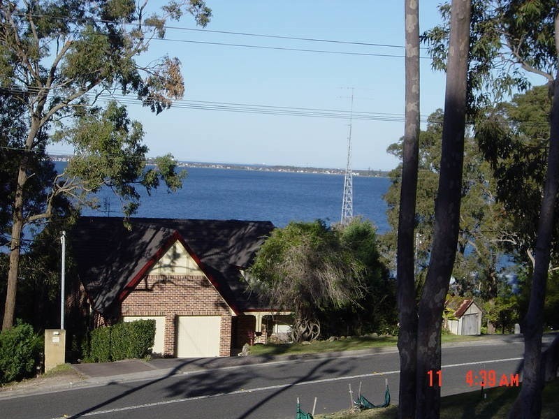 69 Skye Point Road, Coal Point NSW 2283