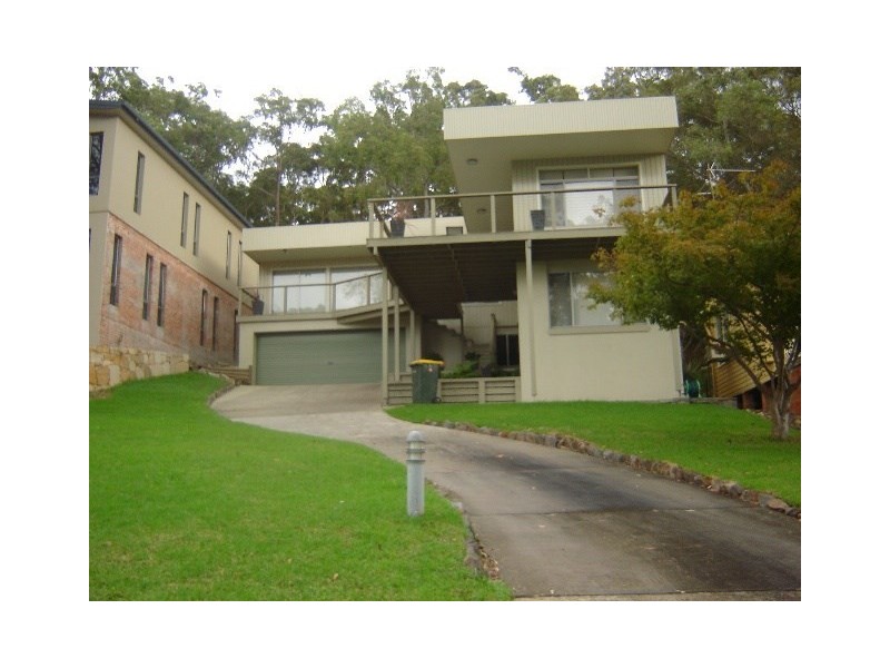 69 Skye Point Road, Coal Point NSW 2283