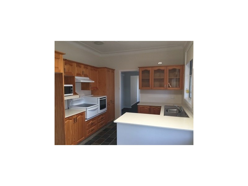 12 Lorraine Street, Charlestown NSW 2290