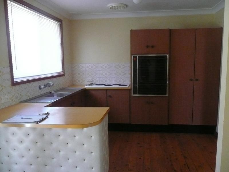 16 Elizabeth Street, Fennell Bay NSW 2283