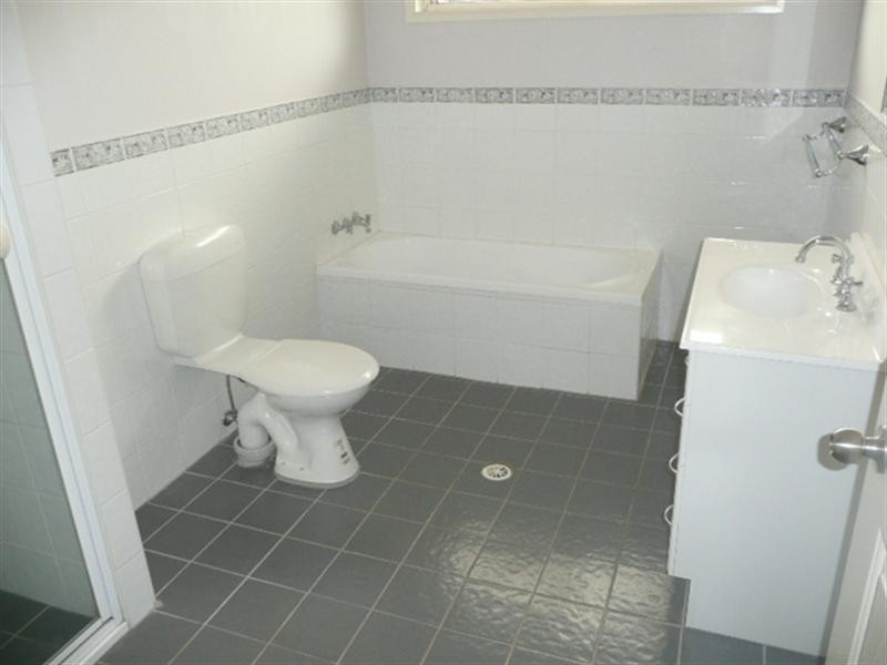 2/16A Jindalee Street, Toronto NSW 2283