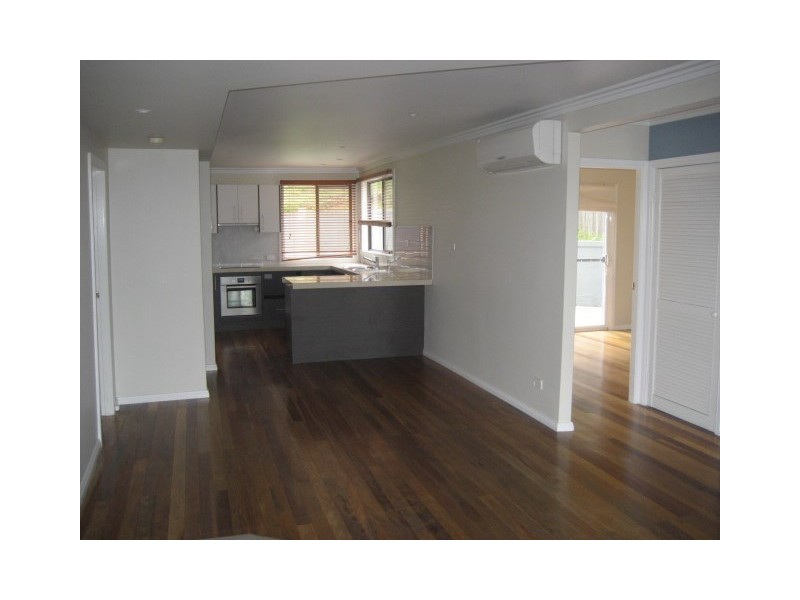 13 Sealand Road, Fishing Point NSW 2283