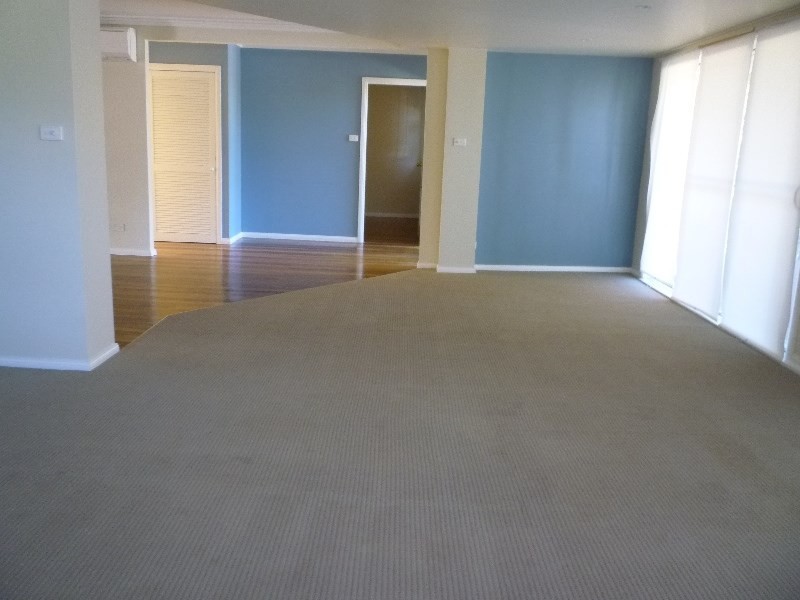 13 Sealand Road, Fishing Point NSW 2283