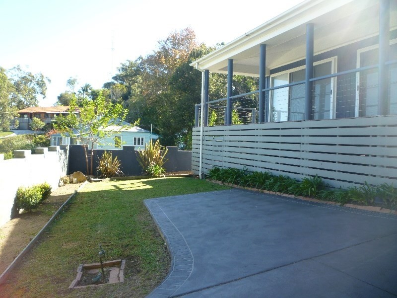 13 Sealand Road, Fishing Point NSW 2283