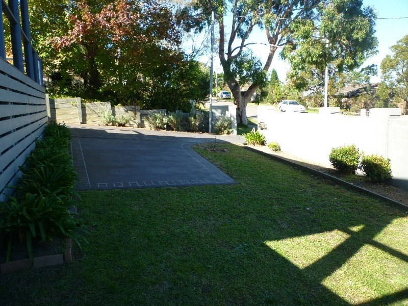 13 Sealand Road, Fishing Point NSW 2283