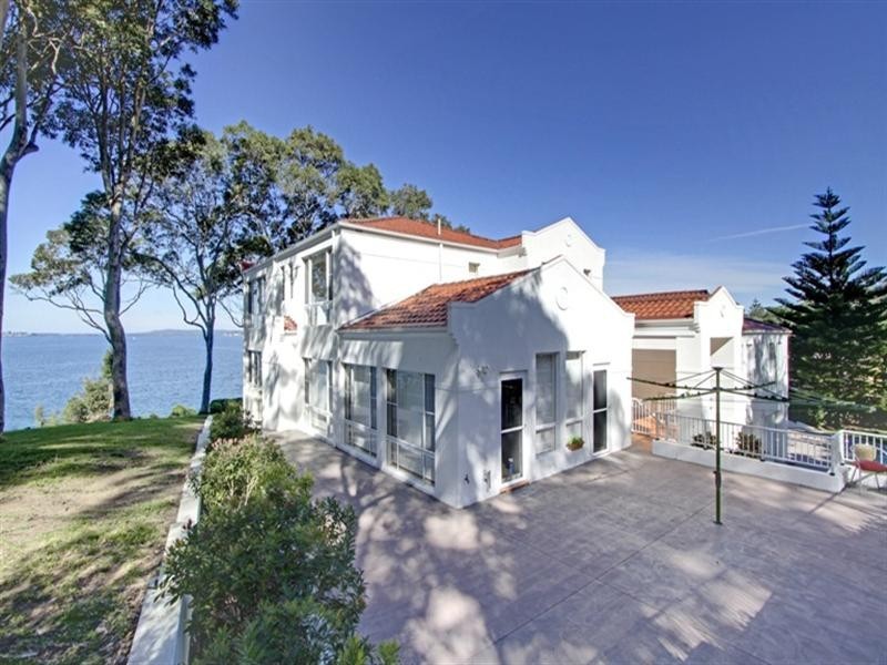 Bolton Point NSW 2283