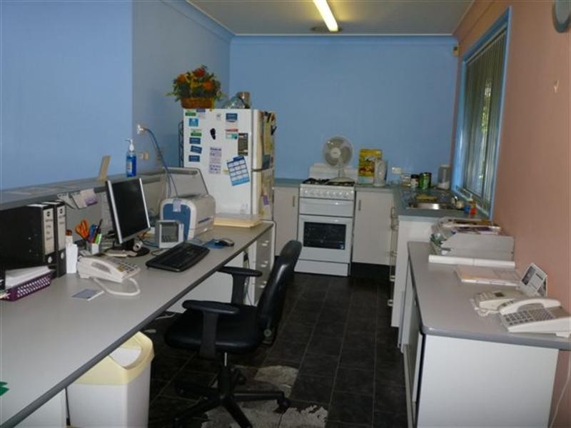 5 Macquarie Road, Fennell Bay NSW 2283