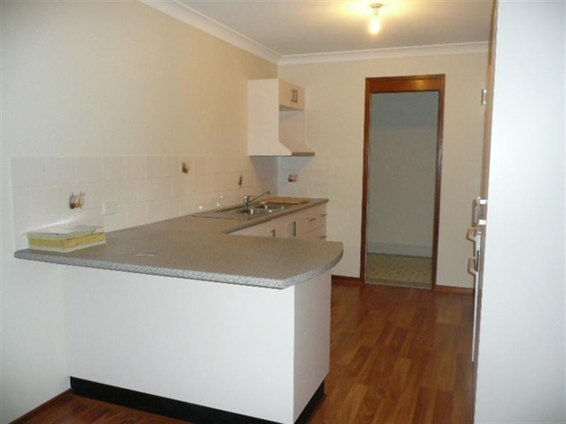 1/6 Pondee Place, Carey Bay NSW 2283