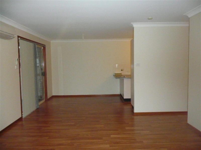 1/6 Pondee Place, Carey Bay NSW 2283