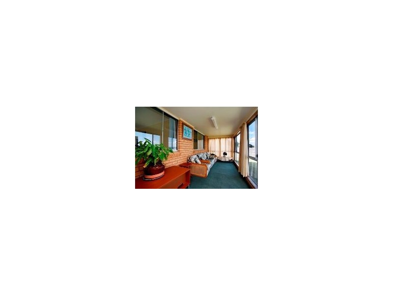 106 Kilaben Road, Kilaben Bay NSW 2283