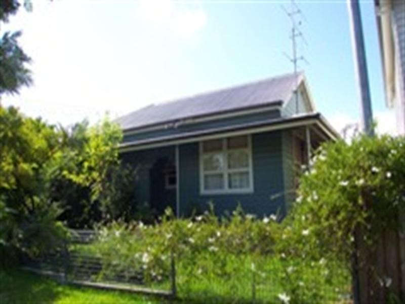 40 Brougham Avenue, Fennell Bay NSW 2283