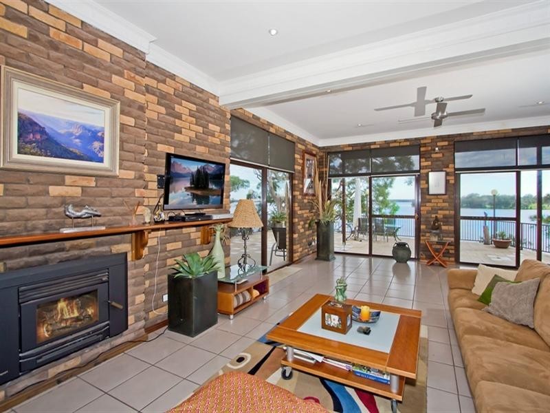 Brightwaters NSW 2264