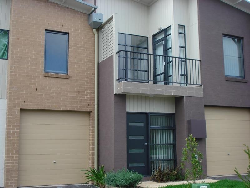 12 Kestrel Circuit, Shortland NSW 2307