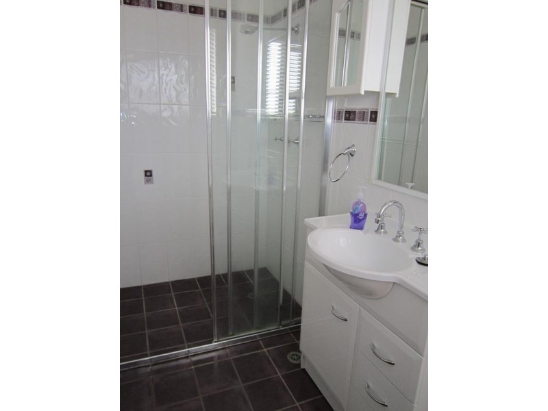 253 Excelsior Parade, Toronto NSW 2283