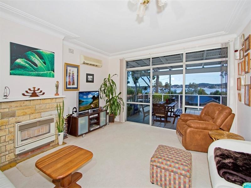 Bolton Point NSW 2283