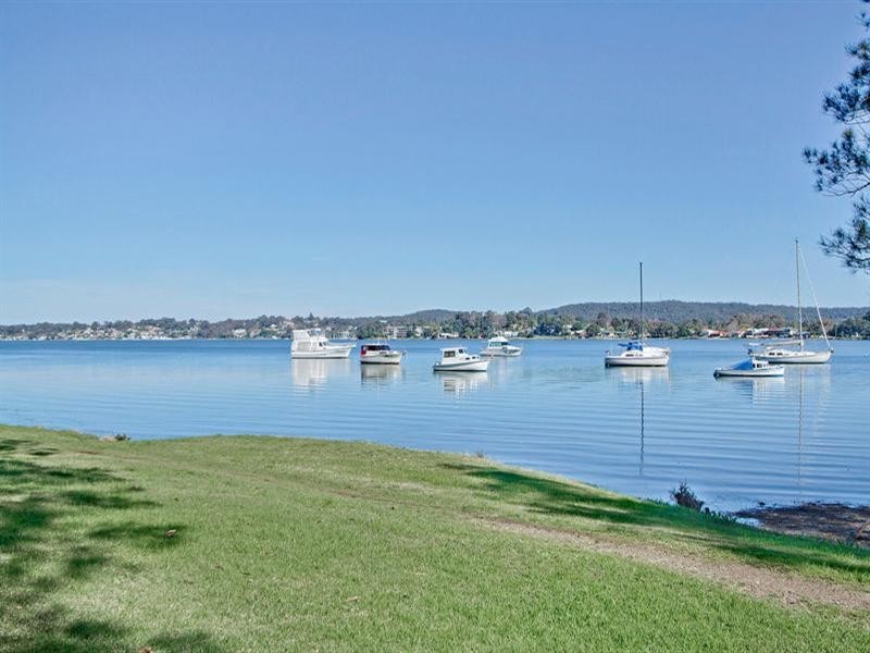 Bolton Point NSW 2283