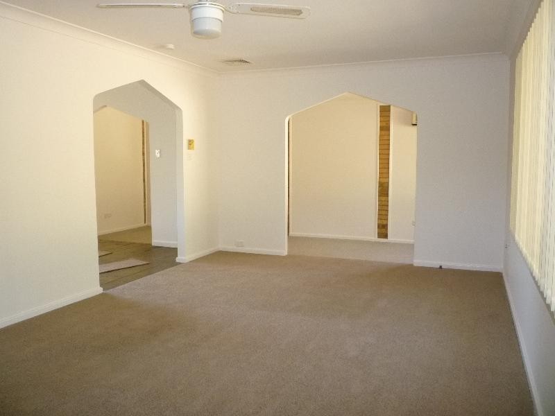 11 Rothley Gardens, Rathmines NSW 2283