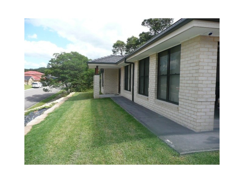 2 Pheasant Street, Toronto NSW 2283