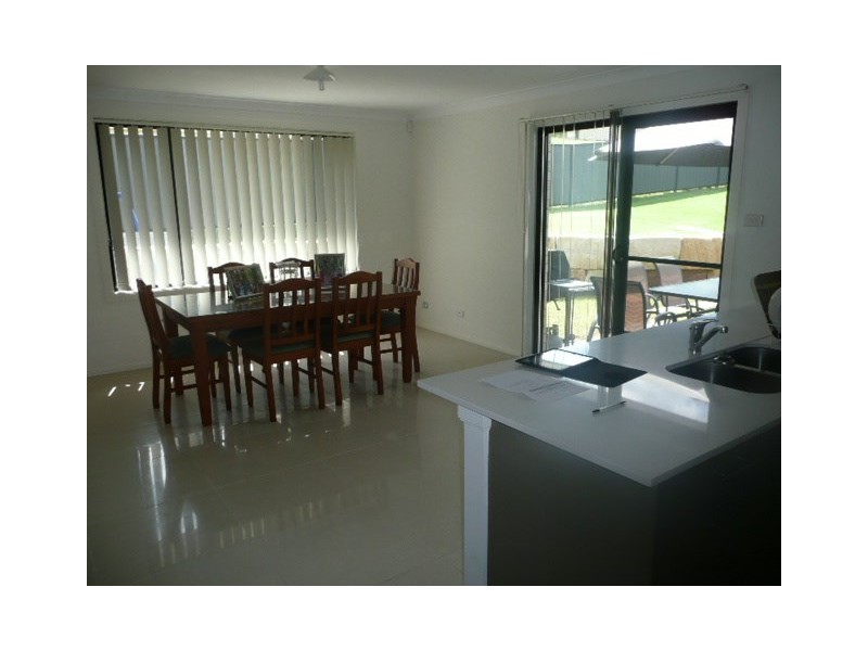 2 Pheasant Street, Toronto NSW 2283