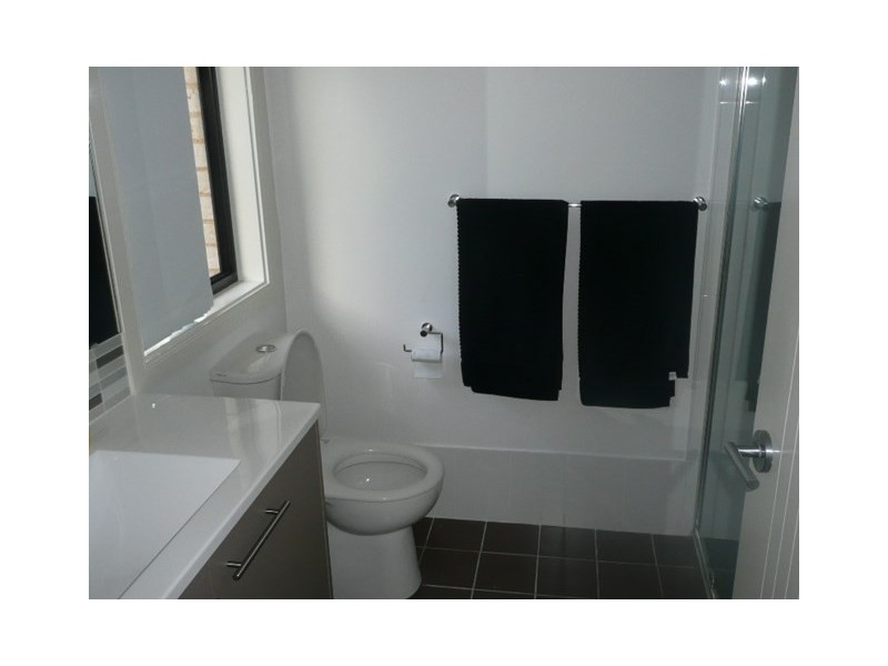 2 Pheasant Street, Toronto NSW 2283