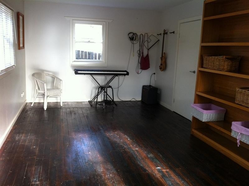 114 Excelsior Parade, Toronto NSW 2283