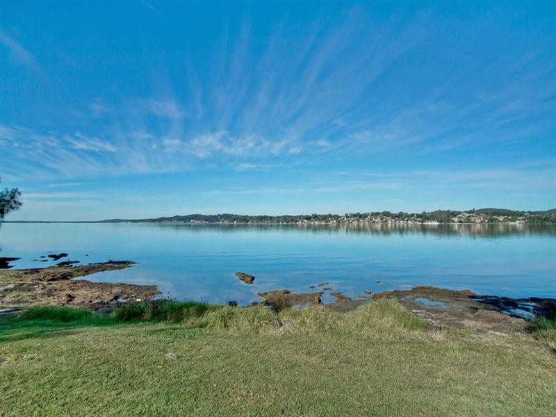 Bolton Point NSW 2283