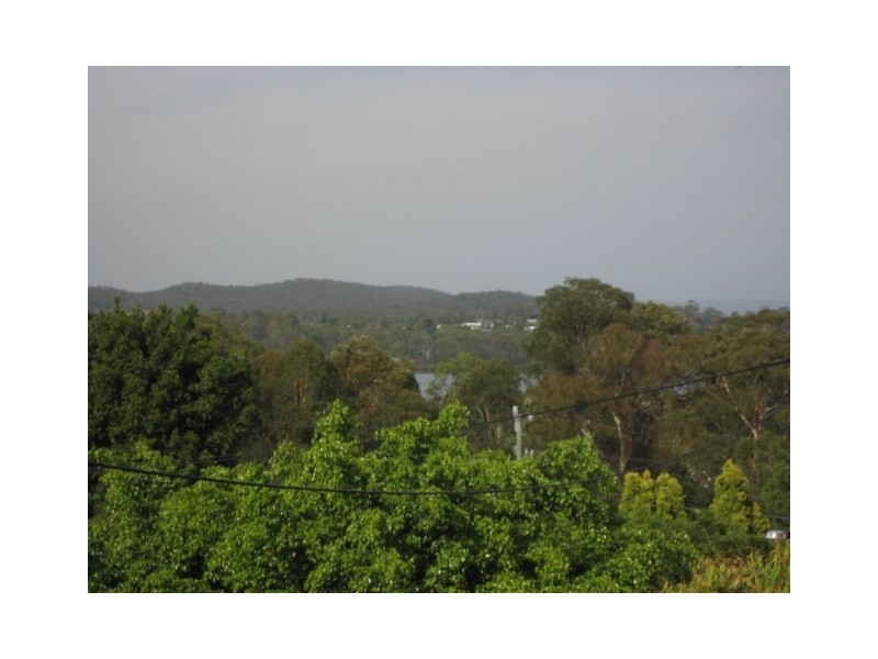 10 Potter Close, Fennell Bay NSW 2283