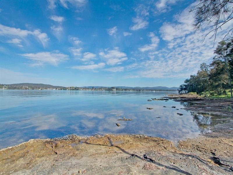 Bolton Point NSW 2283