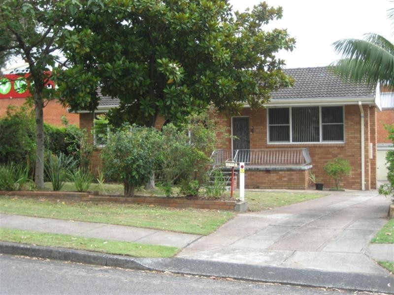 15 Laycock Street, Carey Bay NSW 2283