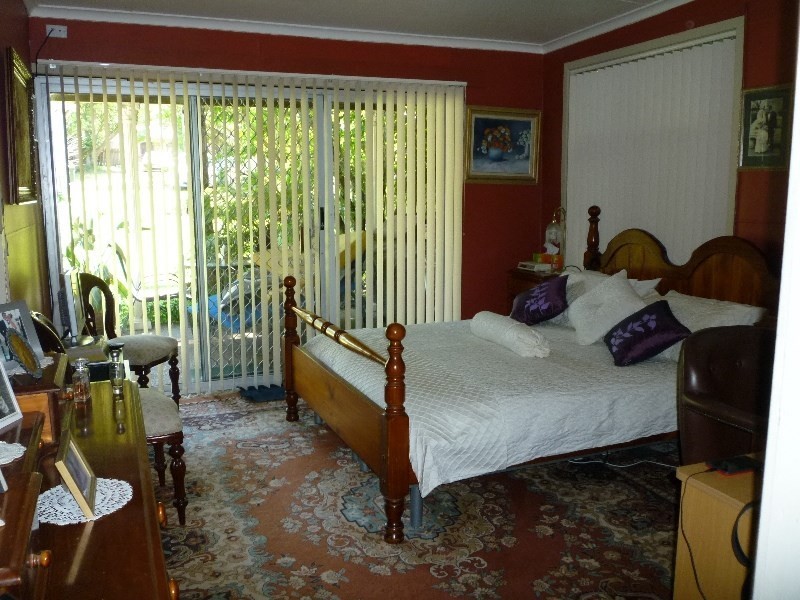 67 Bay Road, Bolton Point NSW 2283
