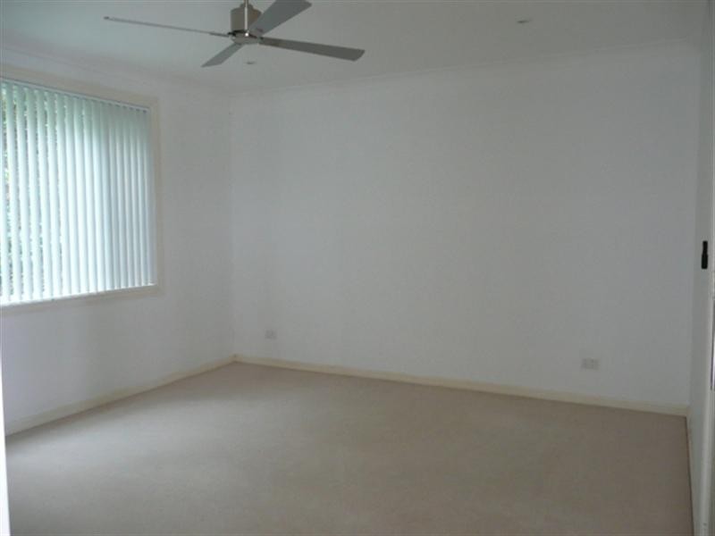76 Sunlight Parade, Fishing Point NSW 2283