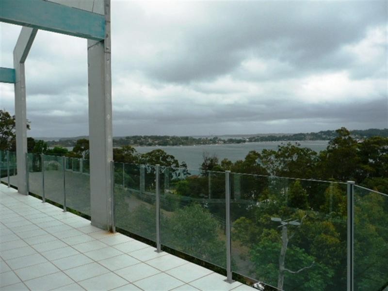 76 Sunlight Parade, Fishing Point NSW 2283