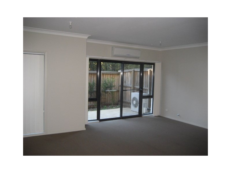 41 Kestrel Circuit, Shortland NSW 2307