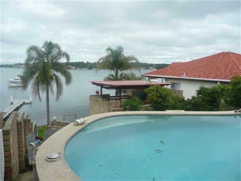 94 Sealand Road, Fishing Point NSW 2283