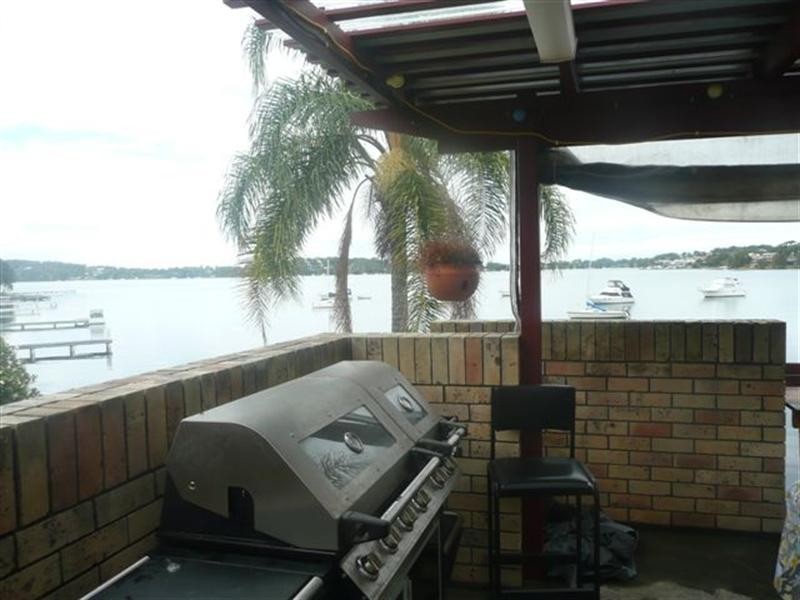 94 Sealand Road, Fishing Point NSW 2283