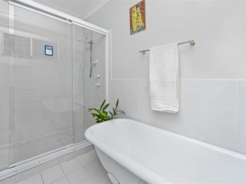 8 Summer Close, Toronto NSW 2283