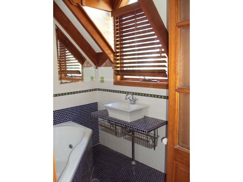 63B Coal Point Road, Coal Point NSW 2283