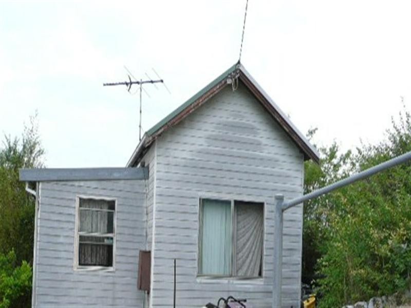 1a Fifth S, Boolaroo NSW 2284