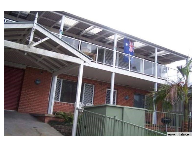 34 Middle Point Road, Bolton Point NSW 2283