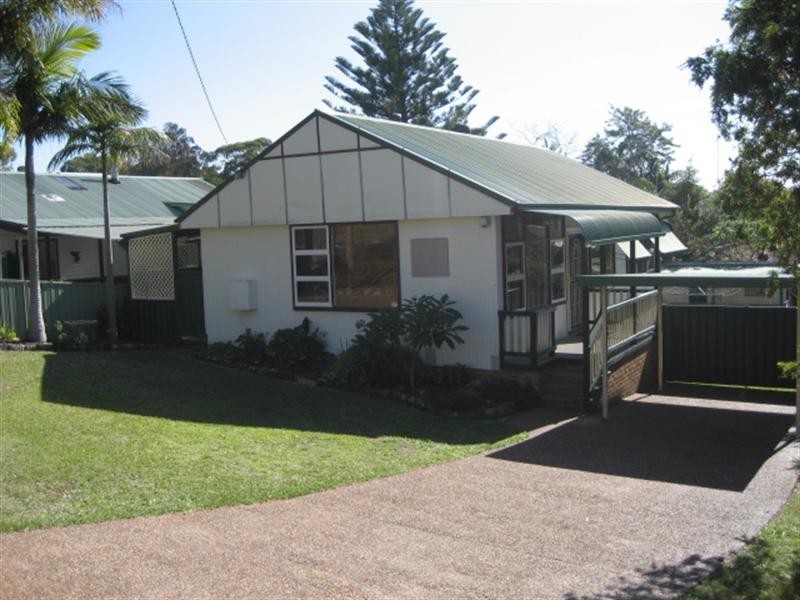 11 Glade Street, Arcadia Vale NSW 2283