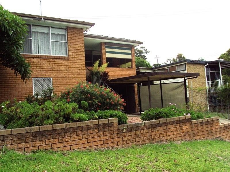 14 Warhurst Street, Toronto NSW 2283