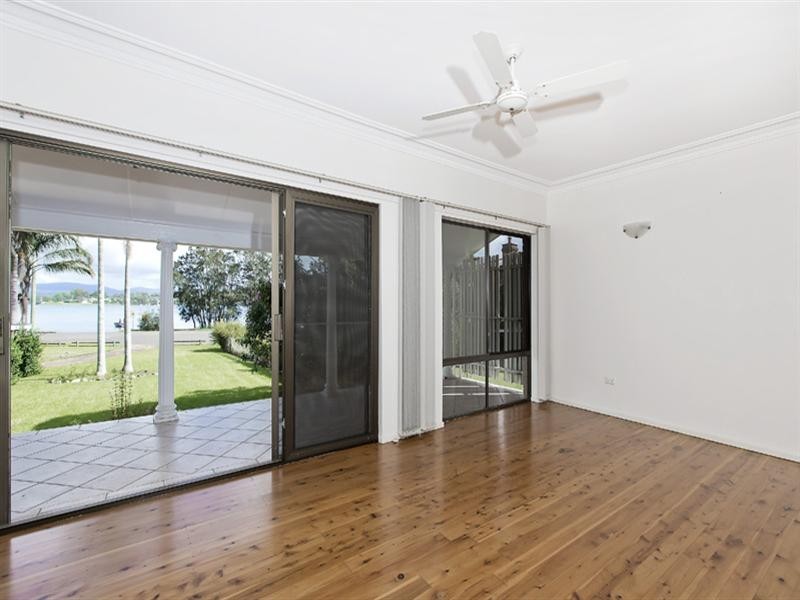 Bolton Point NSW 2283