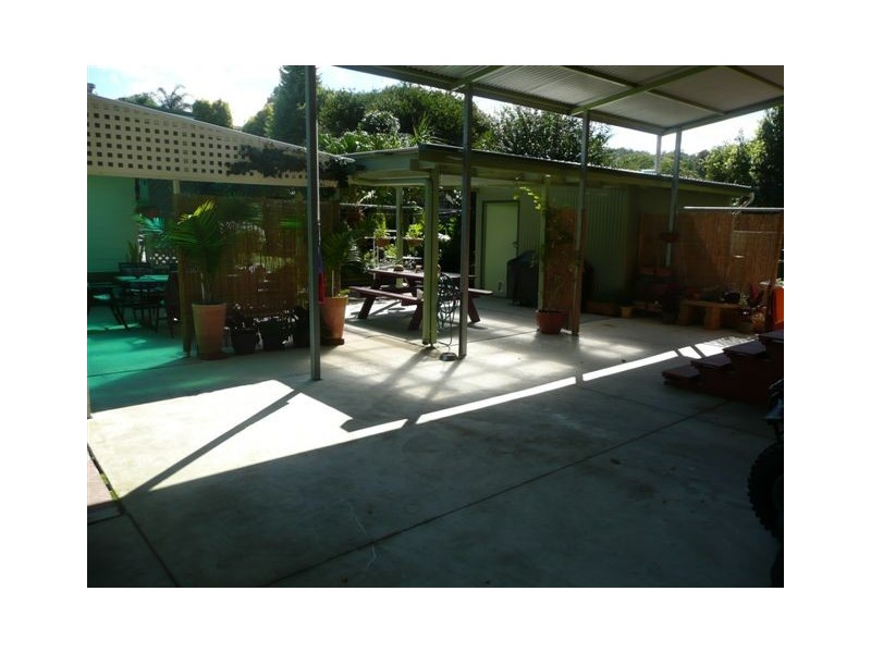 9 Macquarie Road, Fennell Bay NSW 2283
