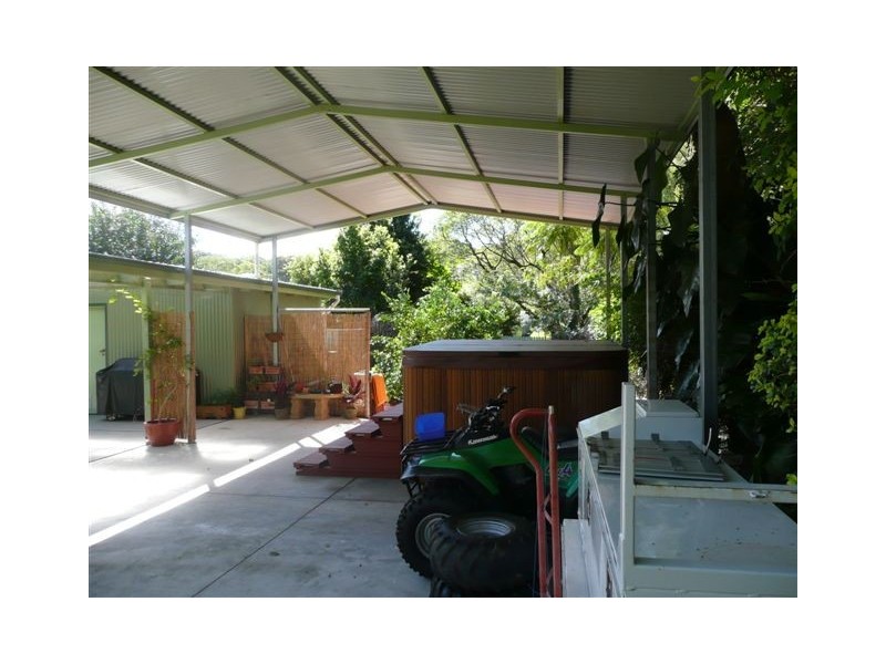 9 Macquarie Road, Fennell Bay NSW 2283