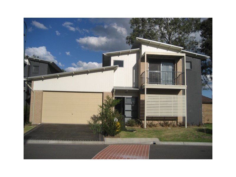 5 Kestrel Circuit, Shortland NSW 2307